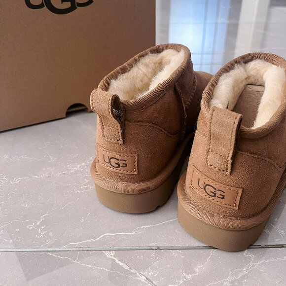 UGG Classic Ultra Mini Boots Chestnut Women's - Picture 5 of 6